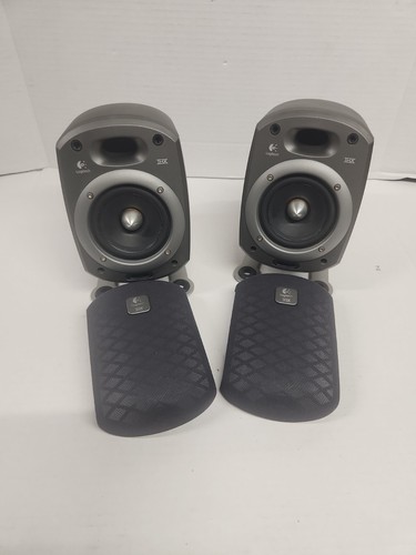 Pair logitech thx 680 - pair, of